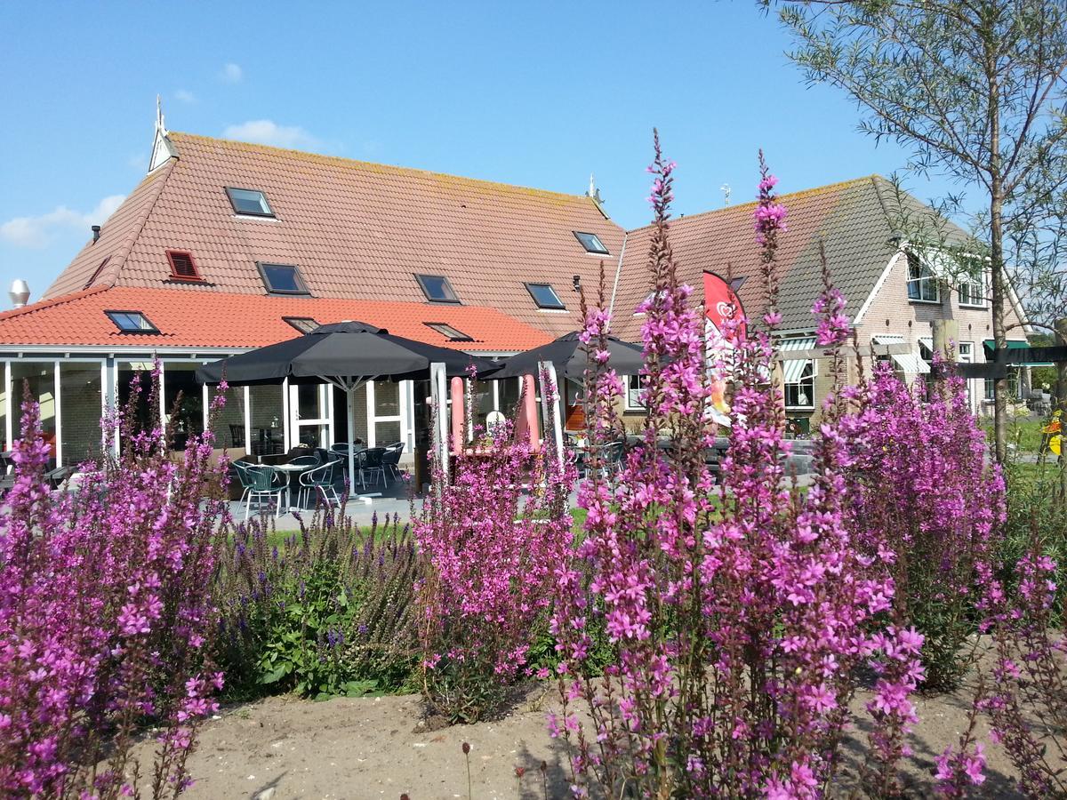 Bed And Breakfast De Zeehoeve Харлинген Экстерьер фото